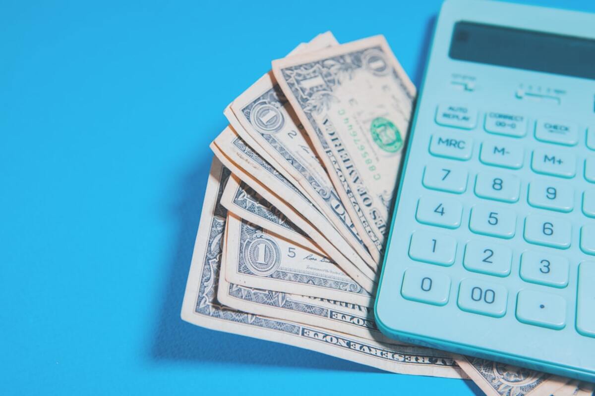 Personal Loans vs. Credit Cards: Which One Actually Costs Less for a Big Purchase?